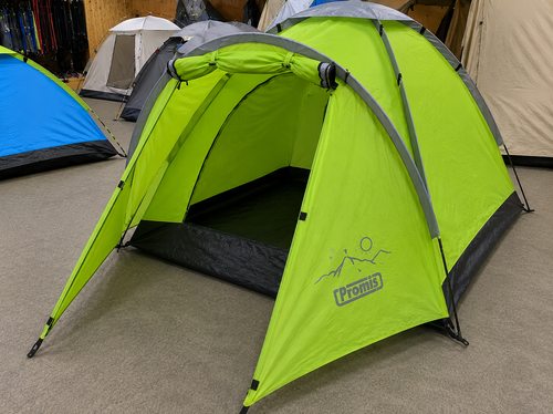 3-Personen Campingzelt grün mit geöffnetem Vorzelt – Kuppelzelt von Promis | Ventrava Outdoor